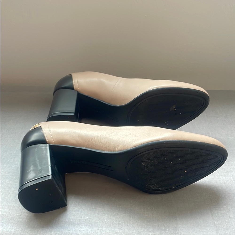 Tommy Hilfinger Beige and Black Pumps Heels Size 7 - Picture 4 of 13